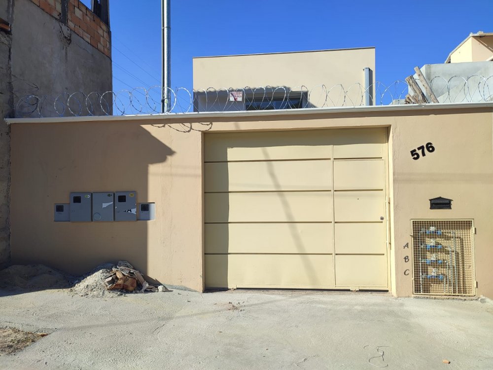 Casa - Aluguel - VILA CRISTINA - BETIM - MG