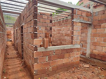 Casa Geminada � Venda