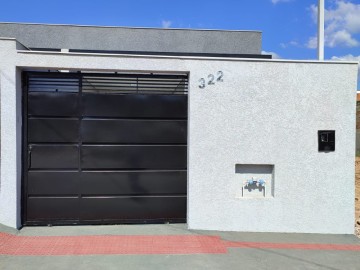 Casa Geminada à Venda