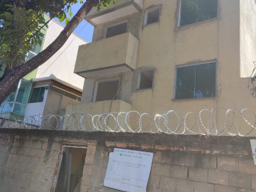 Apartamento à Venda